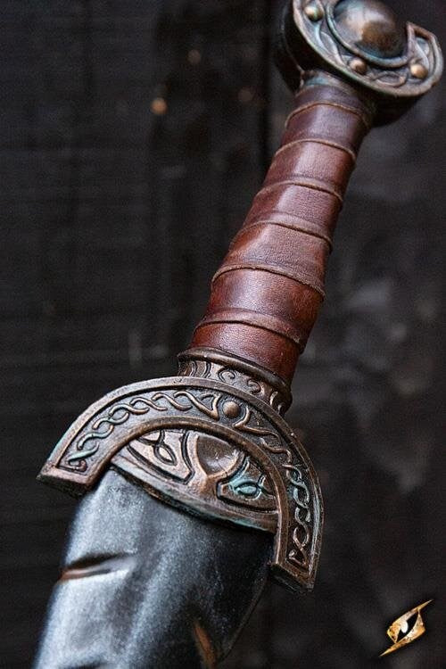 Battleworn Celtic Leaf Sword - 100 cm Larp/Grv