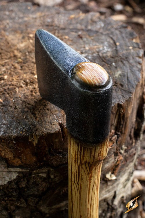 Woodsman Throwing Axe Larp/Grv